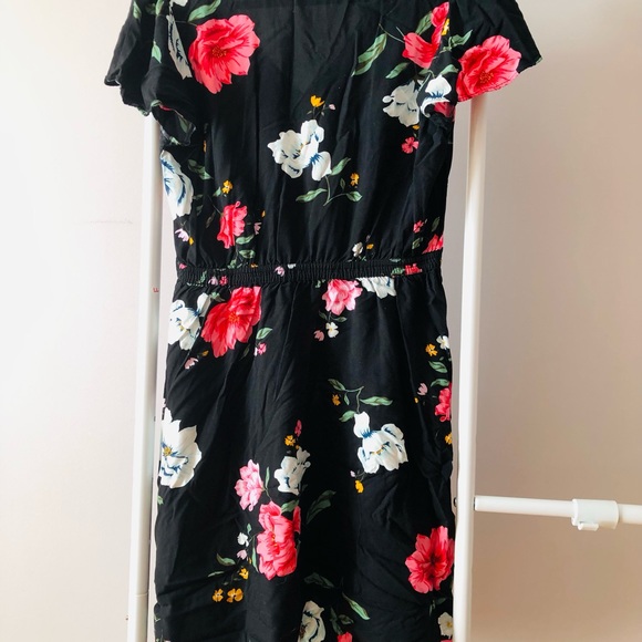 Old Navy mini dress. Flowy and flattering. - Picture 3 of 3